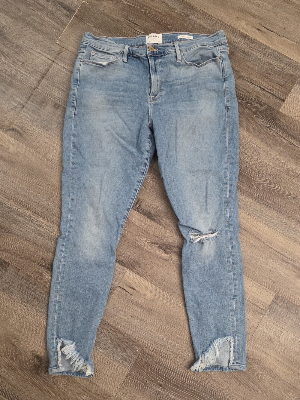 FRAME Skinny Jeans
